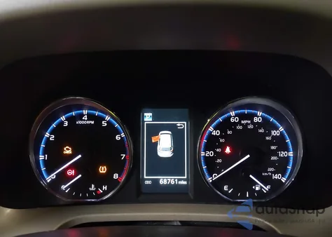 2016 Toyota Rav4 Xle z USA, uszkodzony, nr VIN 2T3RFREV5GW450313